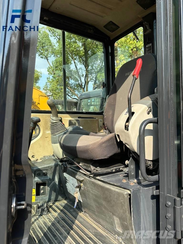 Hitachi 50U حفارات زحافة