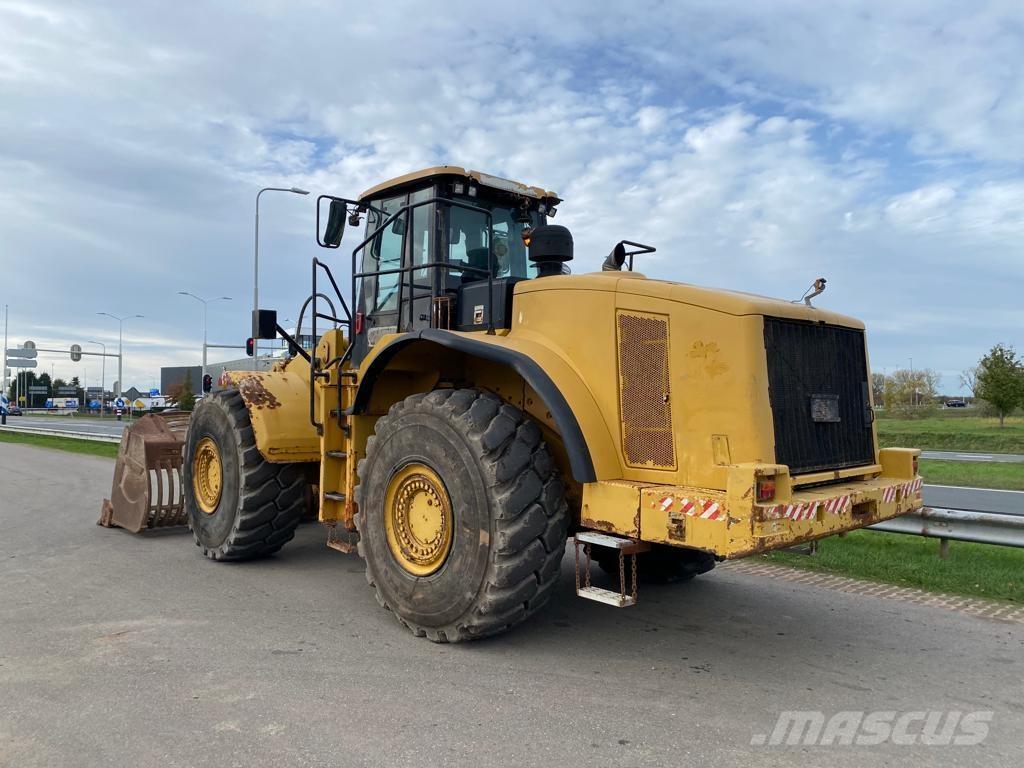 CAT 980H لوادر بعجل