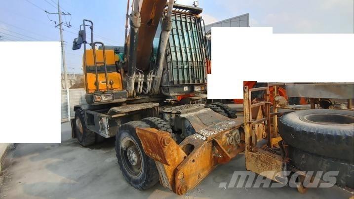 Hyundai HW 210 A حفارات بعجل