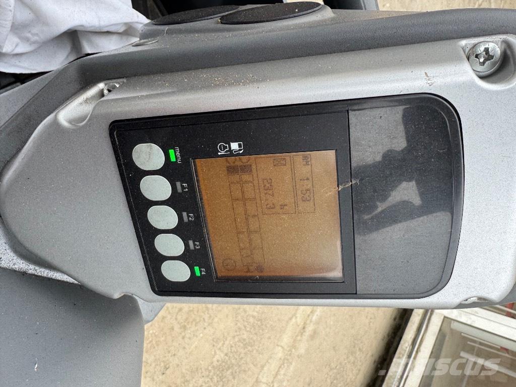 Yanmar SV17VT (25293) حفارات صغيرة أقل من 7 طن (حفارات صغيرة)