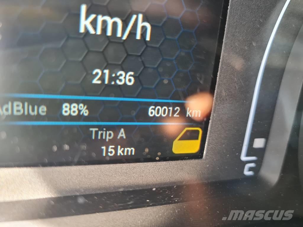 Iveco 35S16 شاحنة مقفلة