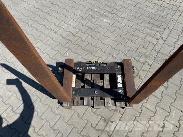 Volvo USED FORKS شوكات