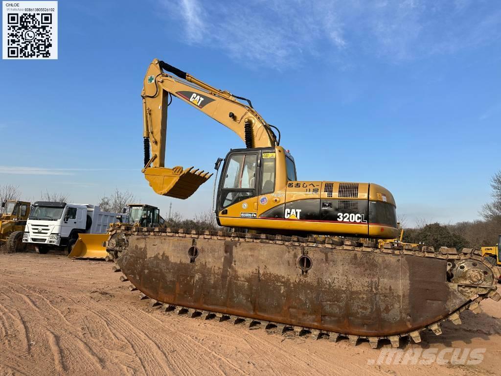 CAT 320CL الحفارات البرمائية