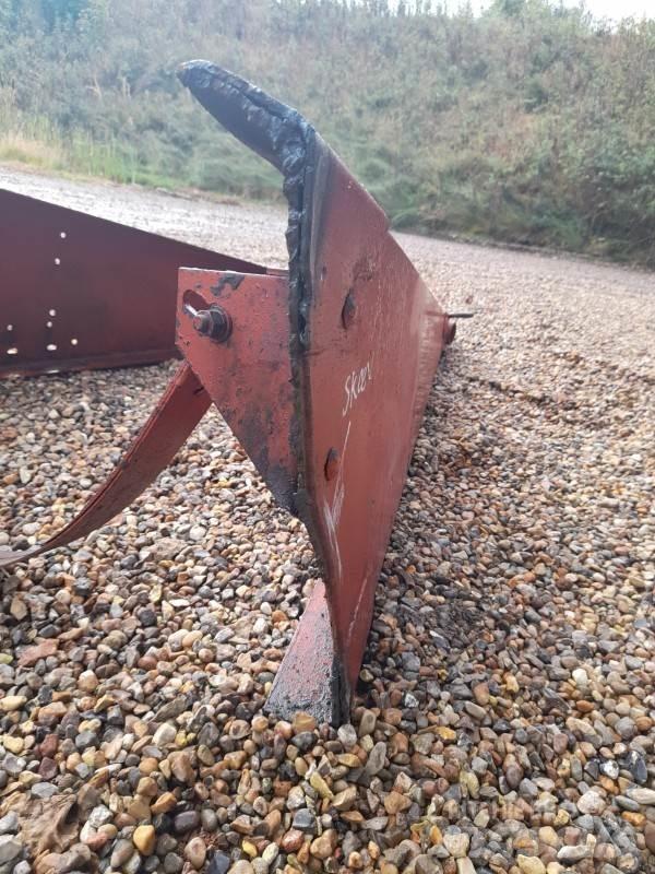 Hesston 4900 Hitch ملحقات أخرى للجرارات