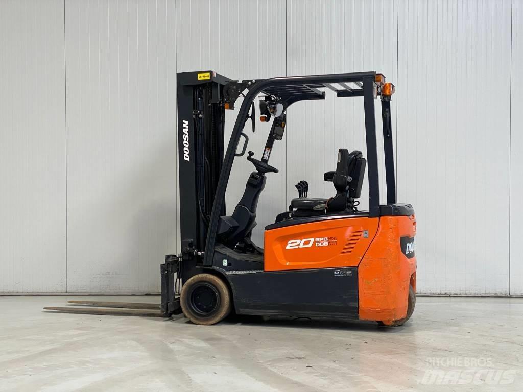 Doosan B20T-7 شاحنات ذات رافعات شوكية تعمل بالكهرباء