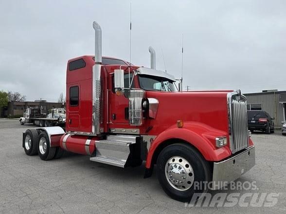 Kenworth W900L وحدات الجر