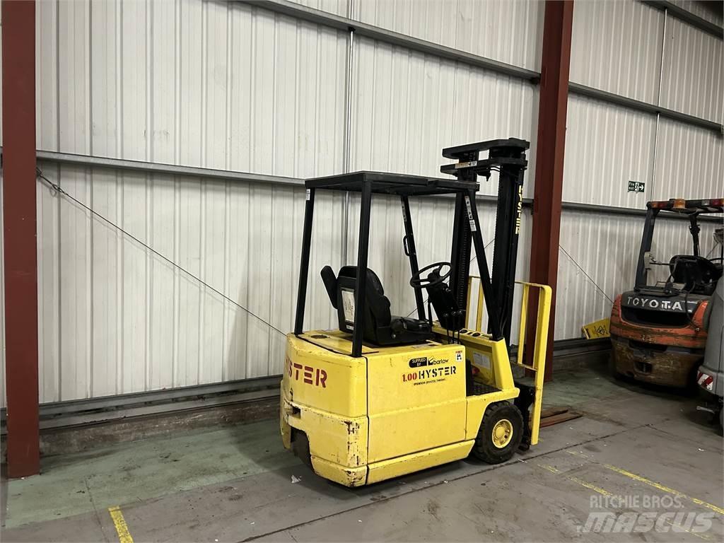 Hyster A1.0XL شاحنات ذات رافعات شوكية تعمل بالكهرباء
