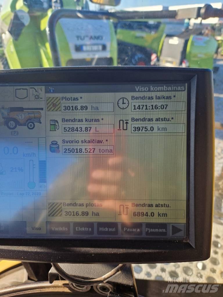 New Holland CX 8.85 حصادات