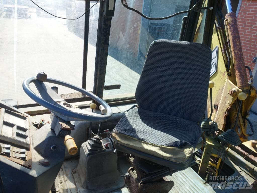 JCB 3 CX لوادر ذات جرافات عكسية