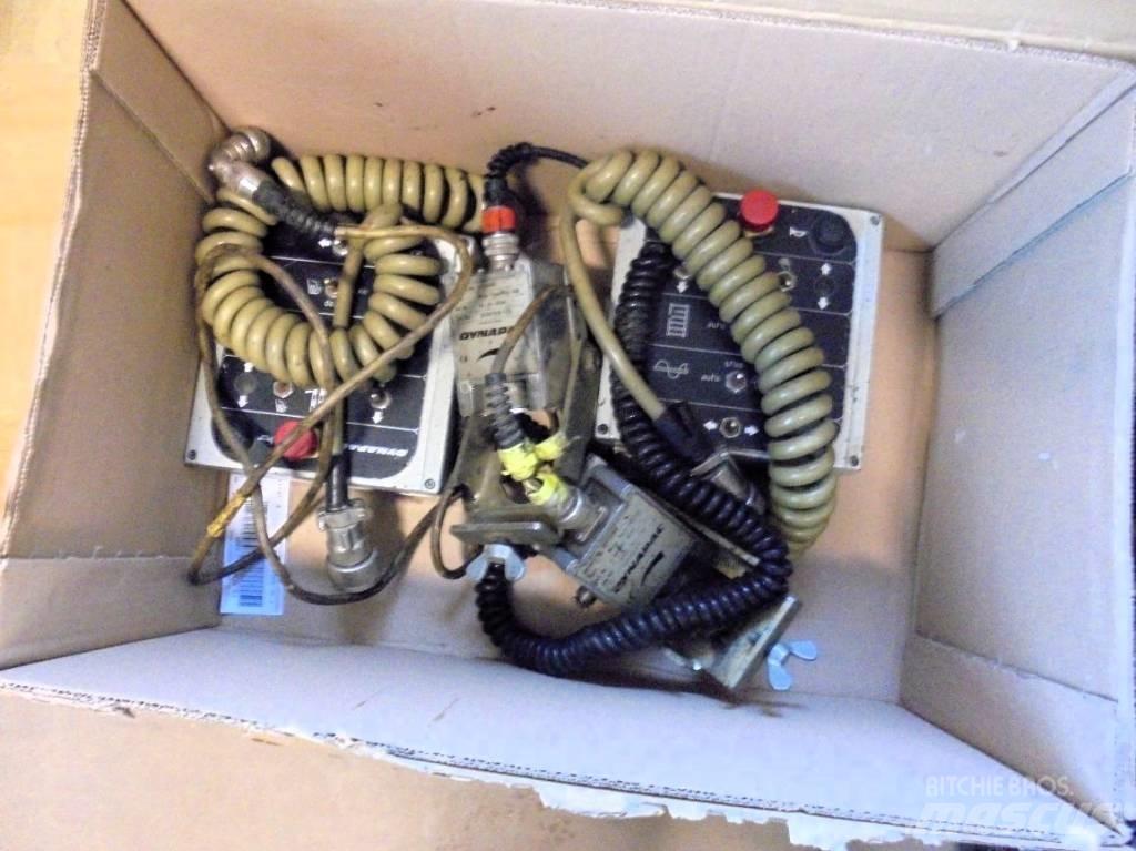 Demag DF 115 P معدات السفلتة