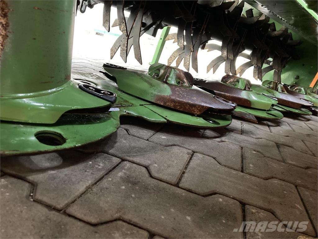 Krone EC F 320 CV جزازات