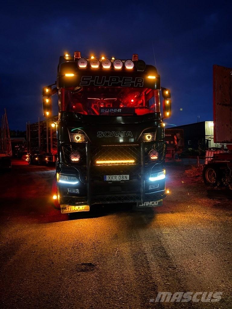 Scania R580B6X4HB شاحنات أشجار