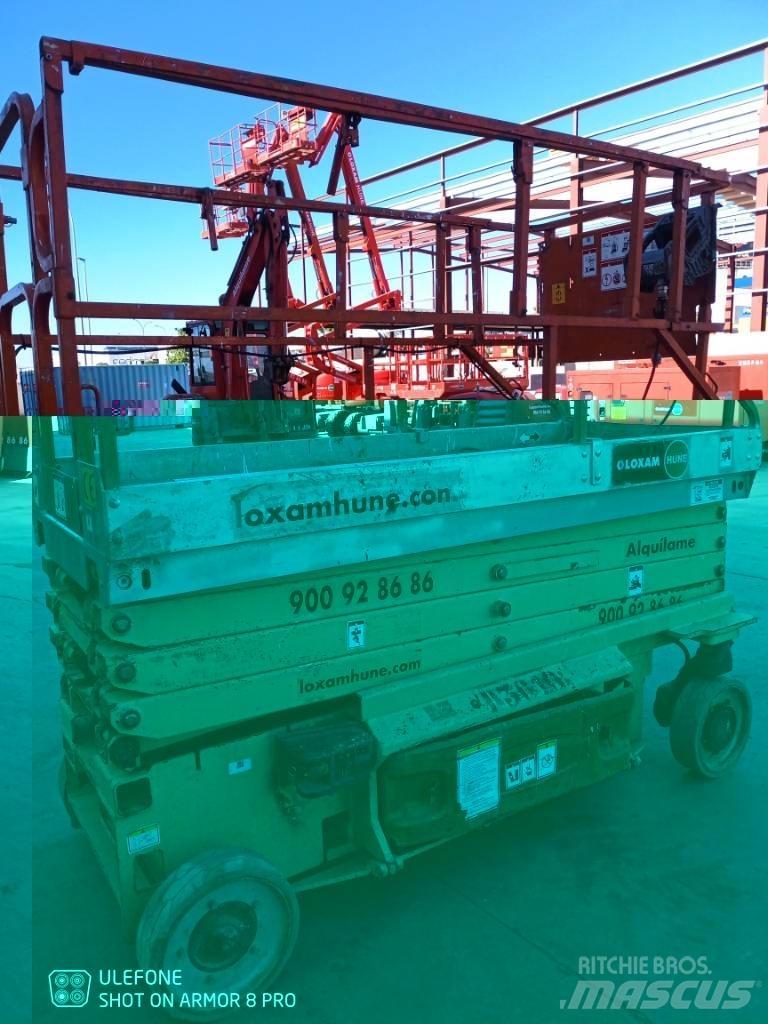 JLG 3246 ES رافعات مقصية الشكل