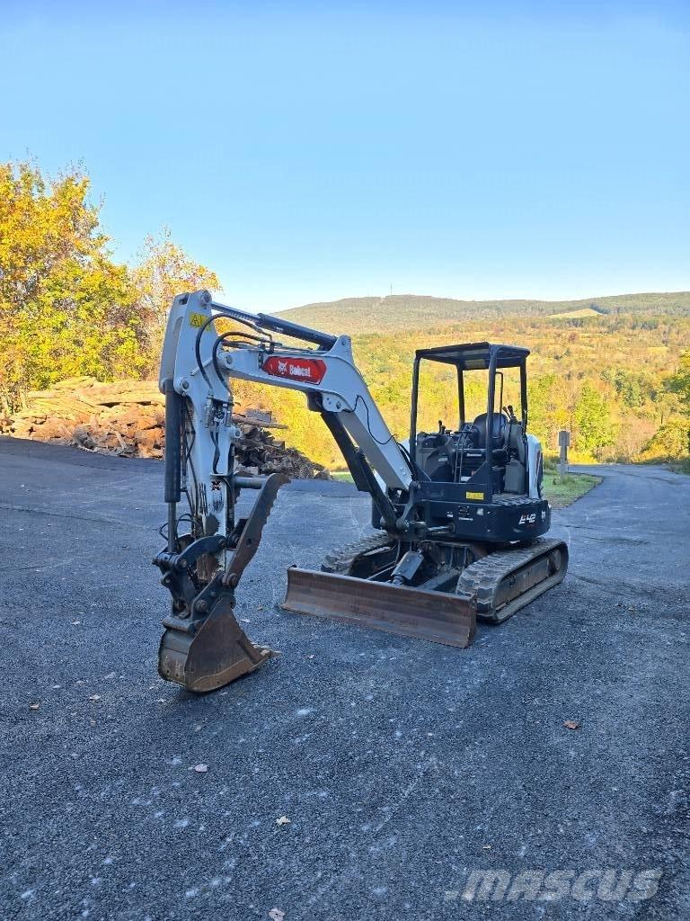 Bobcat E42 حفارات صغيرة أقل من 7 طن (حفارات صغيرة)