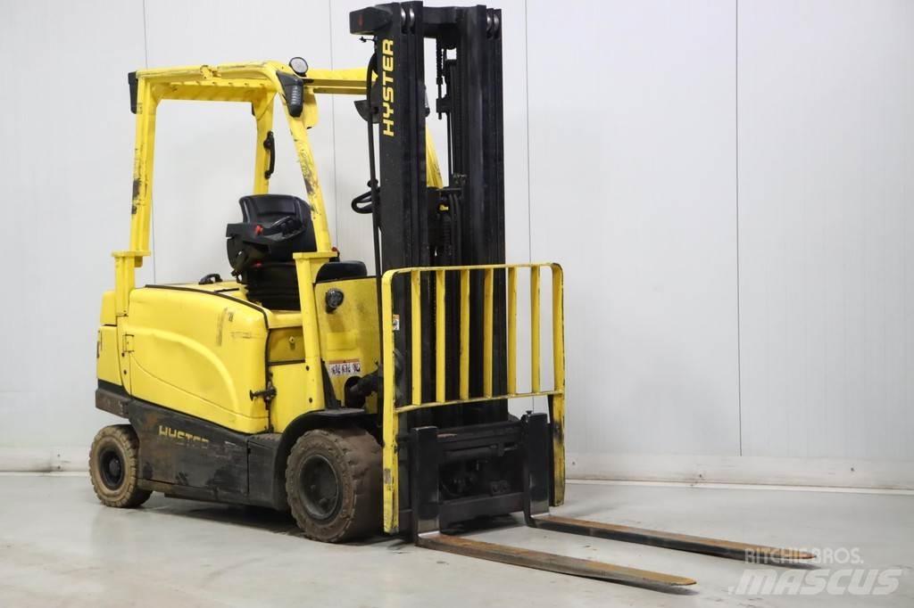 Hyster J2.5XN شاحنات ذات رافعات شوكية تعمل بالكهرباء