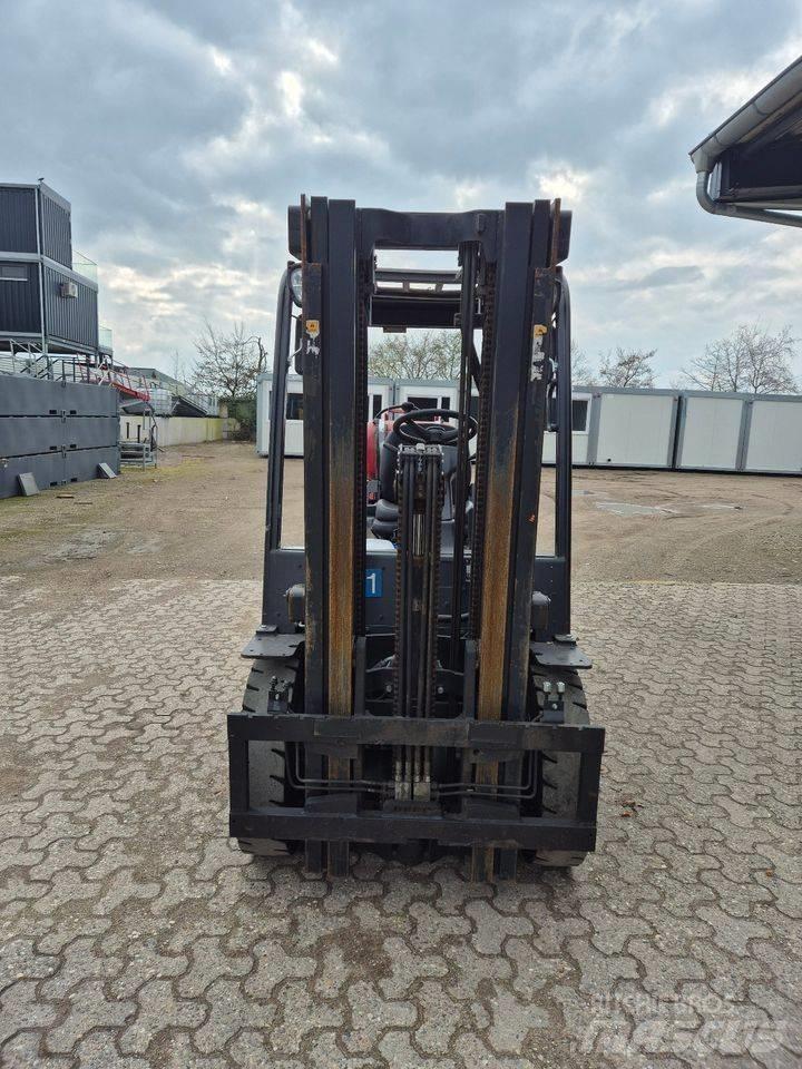 Doosan G 25 P-7 أخرى