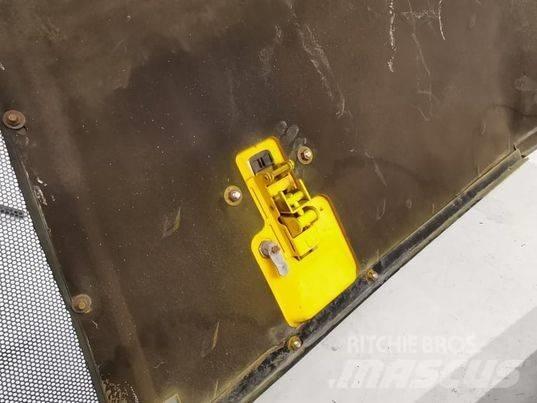 JCB 540-70 mask كابينة والداخلية