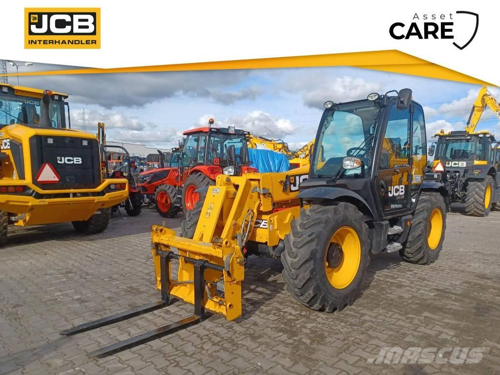 JCB 531-70 مناولات متداخلة