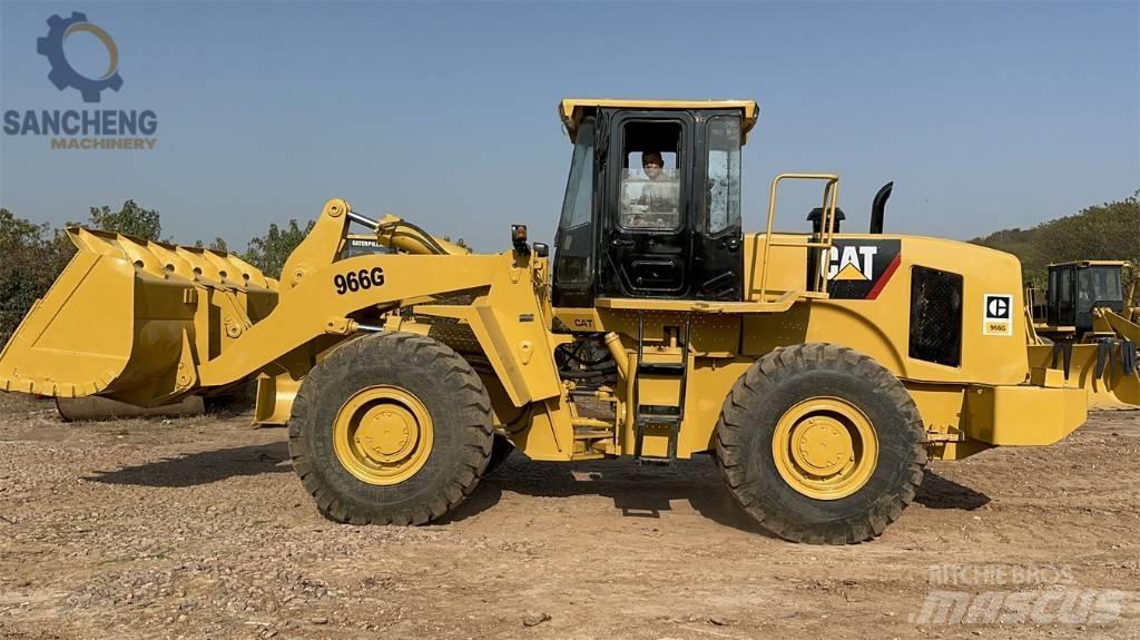 CAT 966 G لوادر بعجل