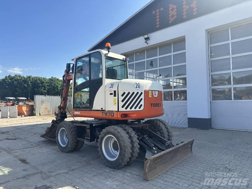 Terex TW 70 حفارات بعجل