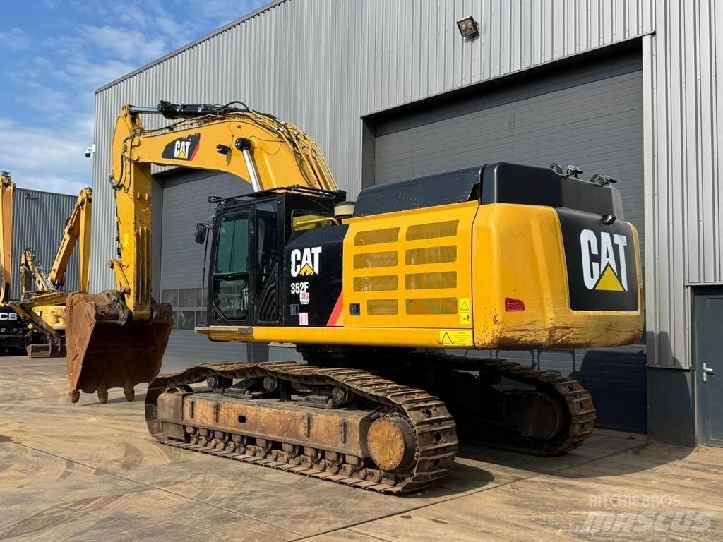 CAT 352F حفارات خاصة