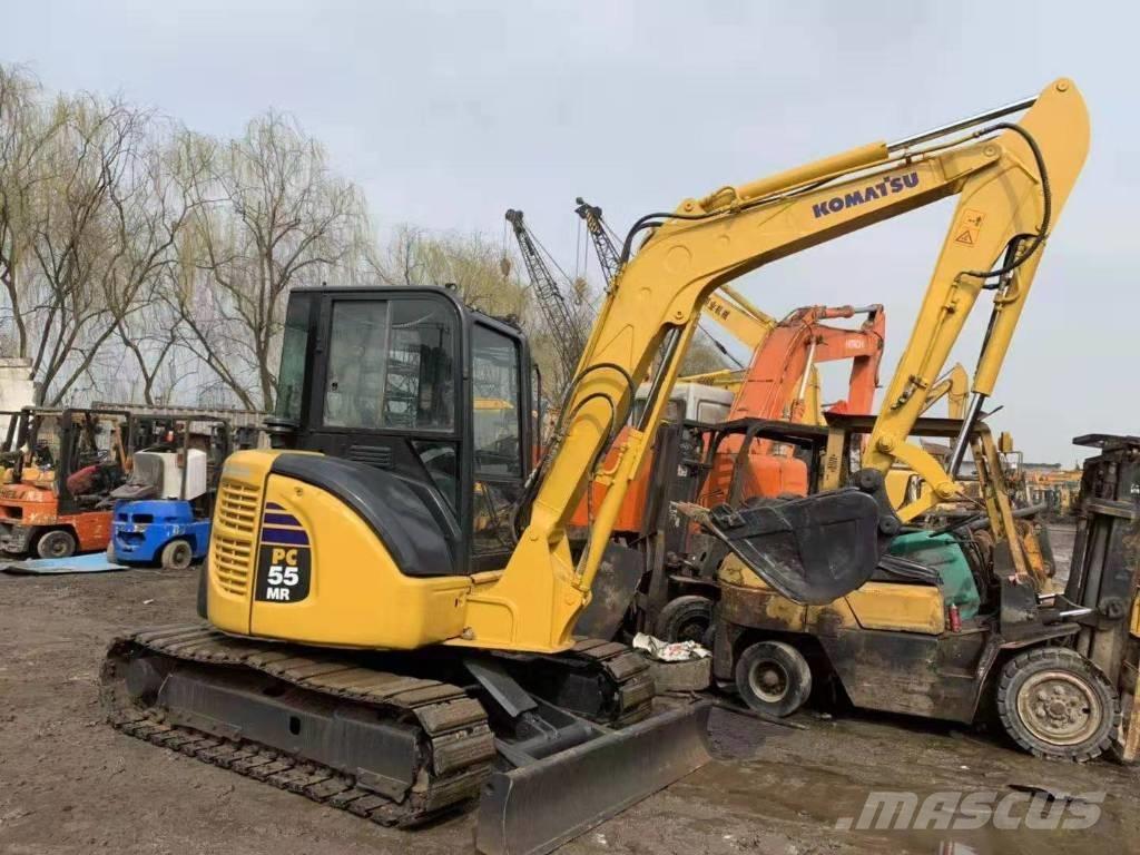 Komatsu PC 55 حفارات زحافة