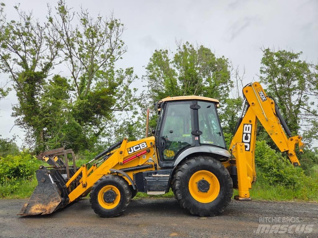 JCB 3 CX 1100 Hrs!!! لوادر ذات جرافات عكسية