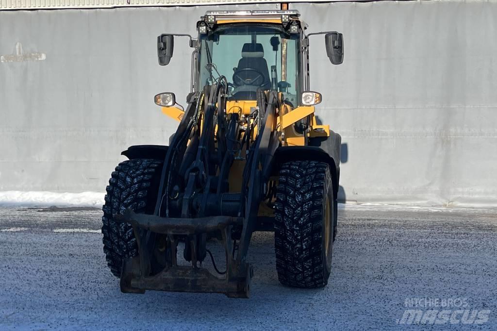 Volvo L 50 H لوادر بعجل