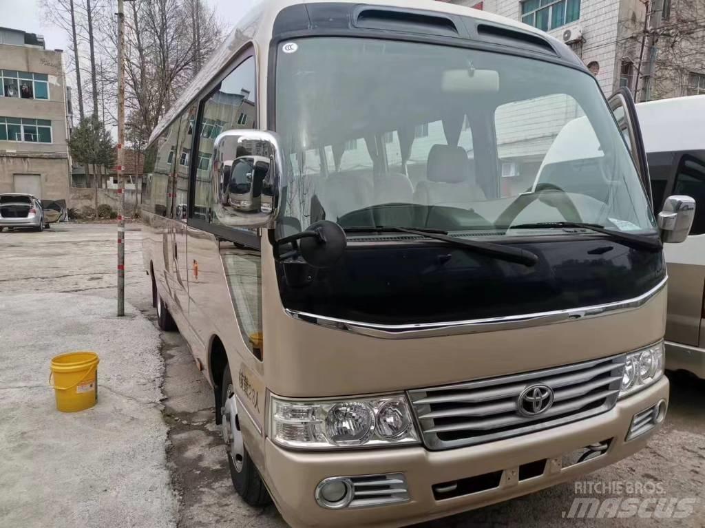 Toyota Coaster Bus حافلة صغيرة