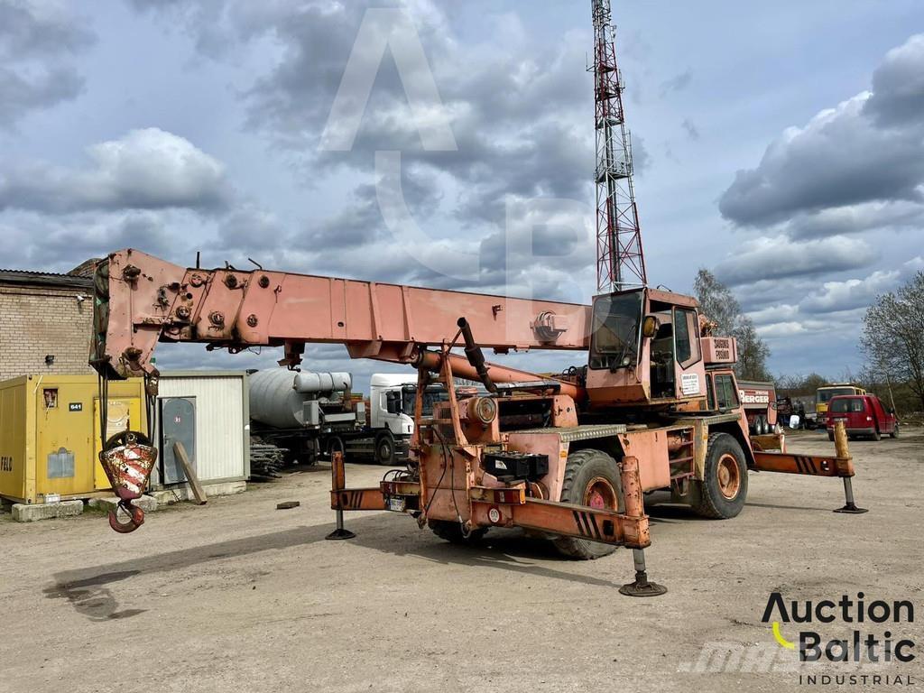 Grove AT 633 B شاحنات الرافعات