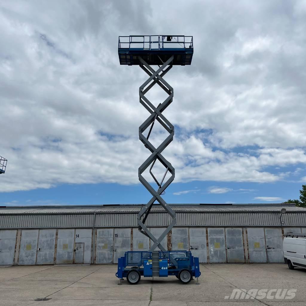 Genie GS 5390 رافعات مقصية الشكل