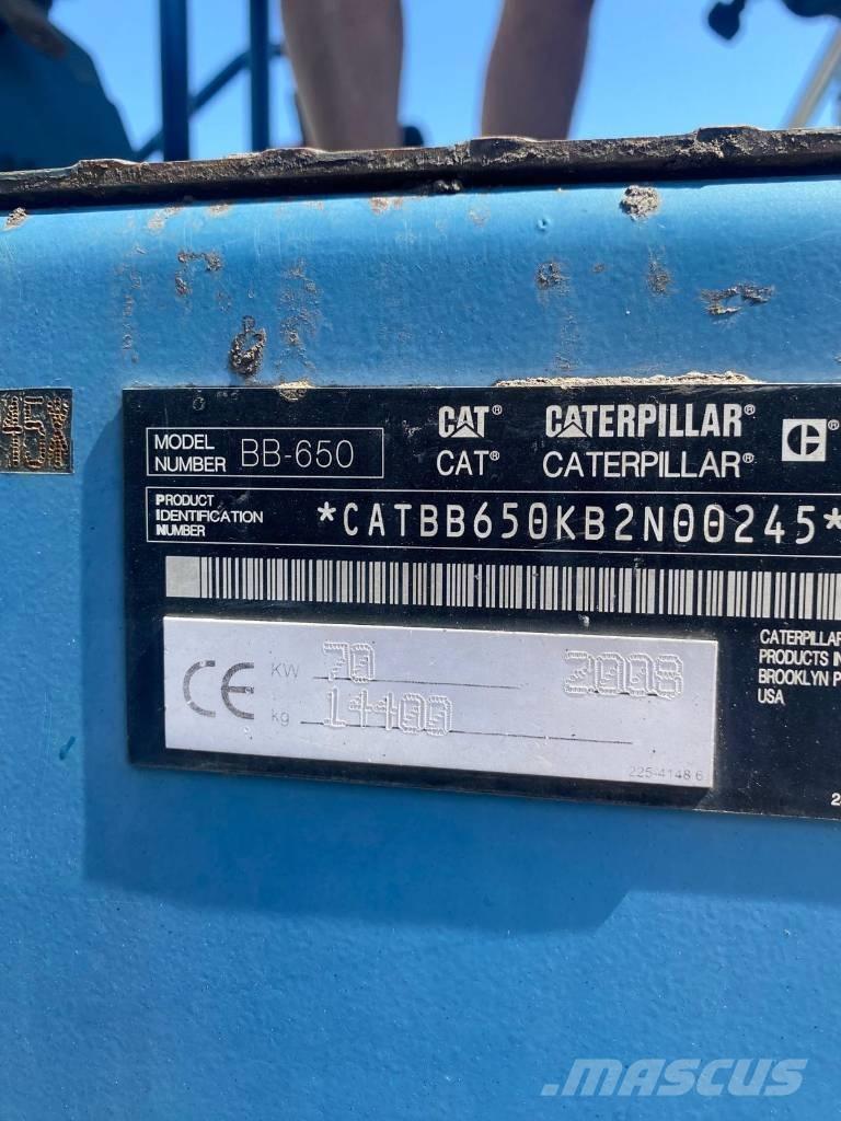 CAT BB 650 معدات السفلتة