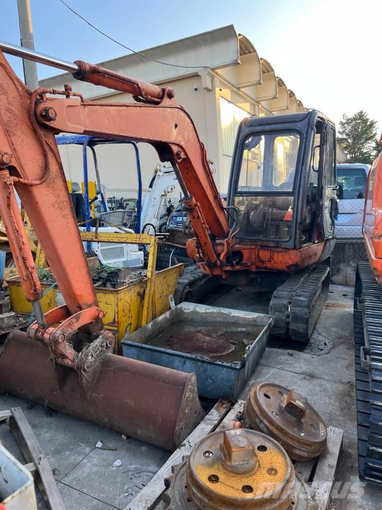 Hitachi ZX 50 حفارات صغيرة أقل من 7 طن (حفارات صغيرة)