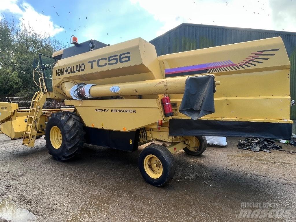 New Holland TC 56 H حصادات
