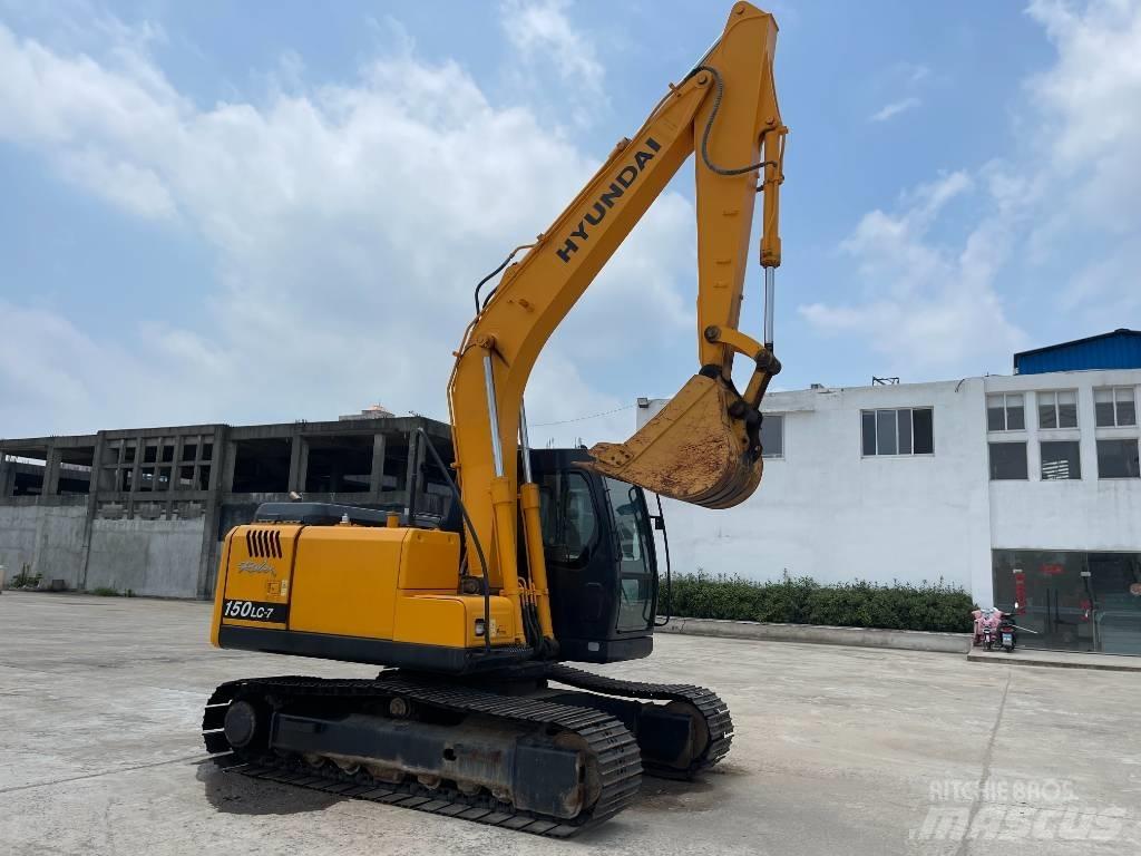 Hyundai 150 -7 حفارات زحافة