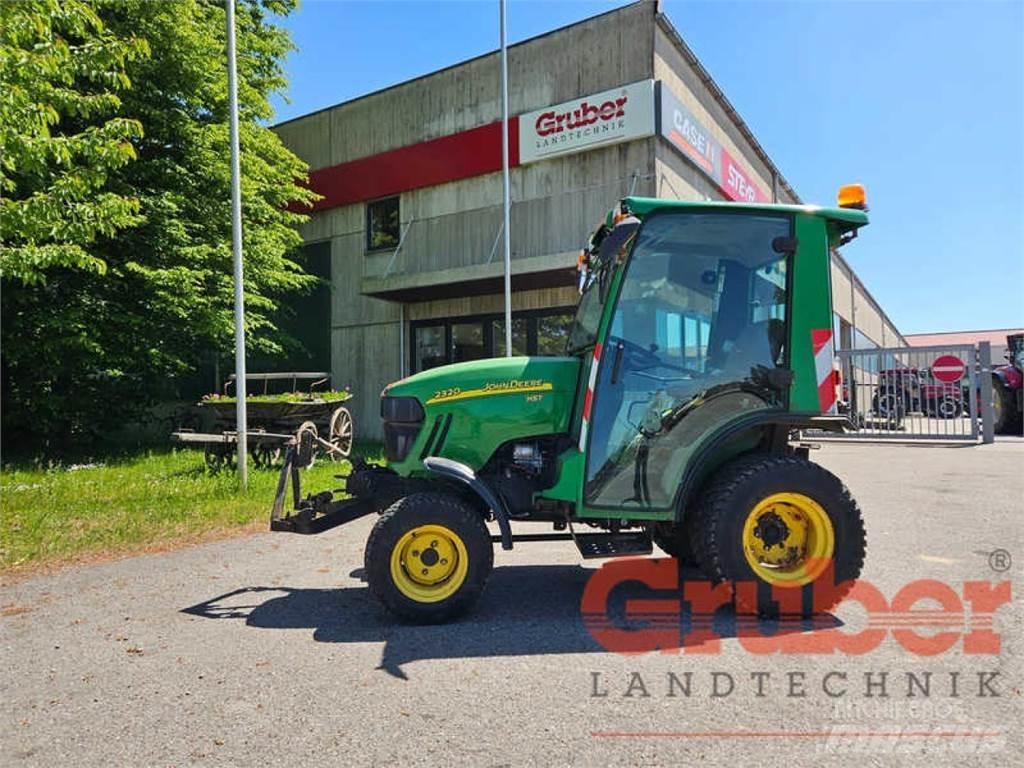 John Deere 2320 الجرارات
