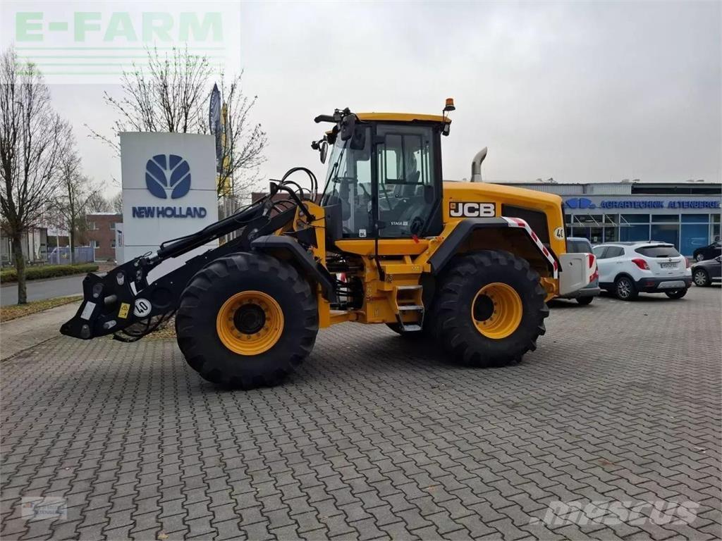 JCB 427 agri حفارات صغيرة أقل من 7 طن (حفارات صغيرة)