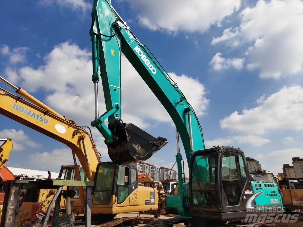 Kobelco SK 200 حفارات زحافة