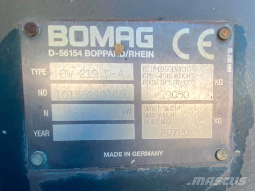 Bomag BW 219 D-4 مداحل أحادية الأسطوانة