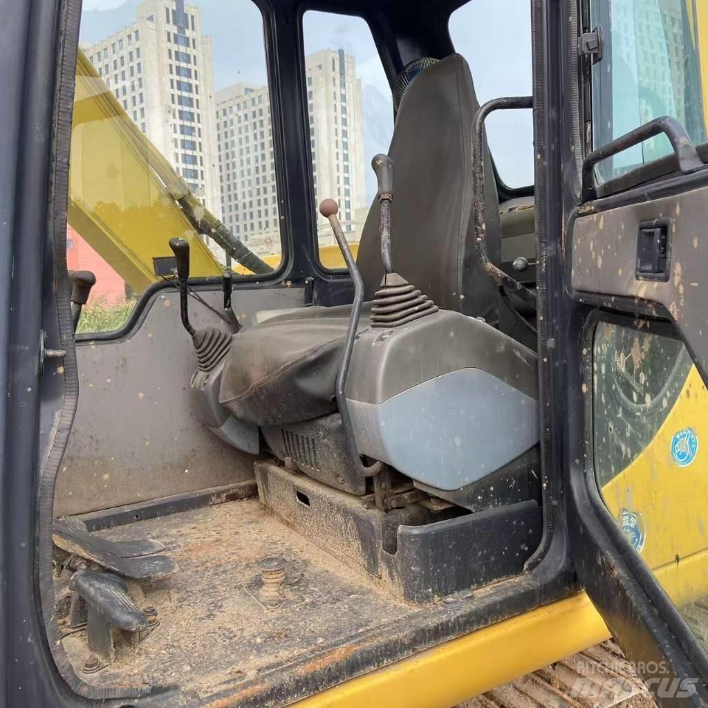 Komatsu PC 60-7 حفارات صغيرة أقل من 7 طن (حفارات صغيرة)