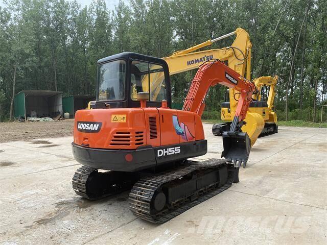 Doosan DH55 حفارات صغيرة أقل من 7 طن (حفارات صغيرة)