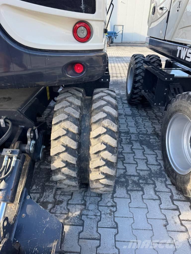 Schaeff TW95 حفارات بعجل