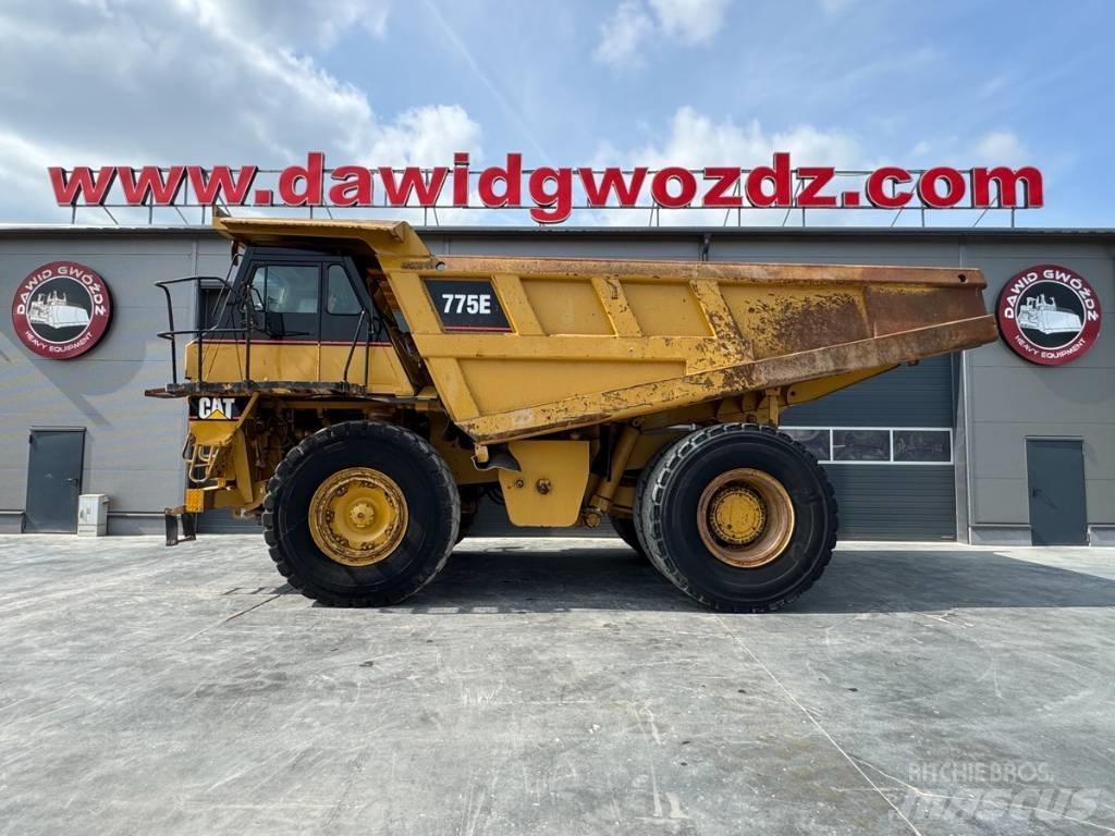 CAT 775 E شاحنات المخلفات الصلبة