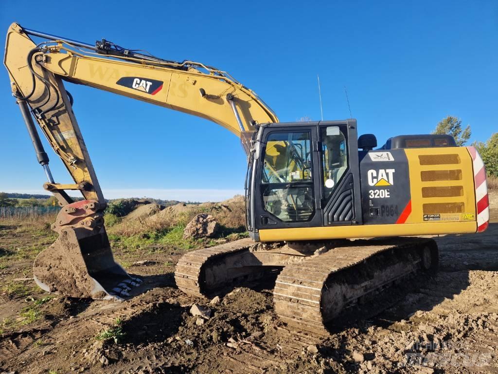 CAT 320 EL حفارات زحافة
