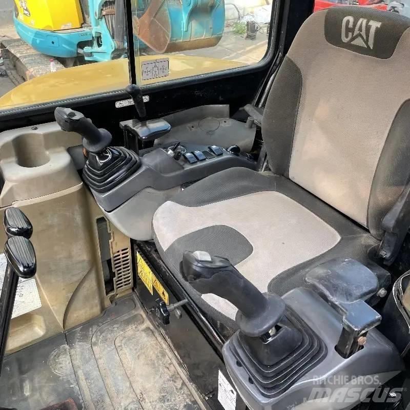 CAT 303.5 C CR حفارات صغيرة أقل من 7 طن (حفارات صغيرة)