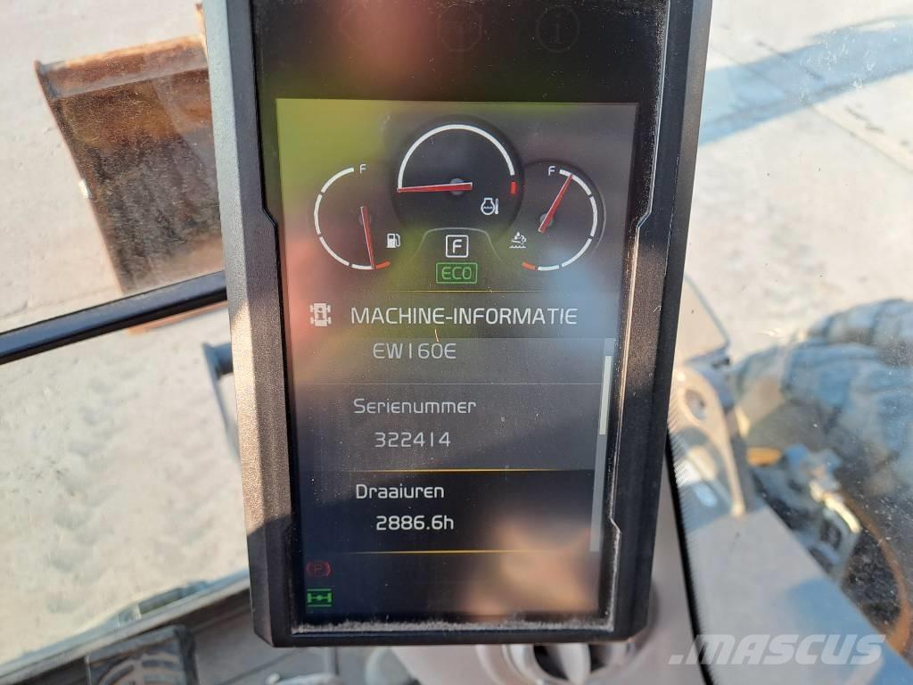 Volvo EW160E حفارات بعجل