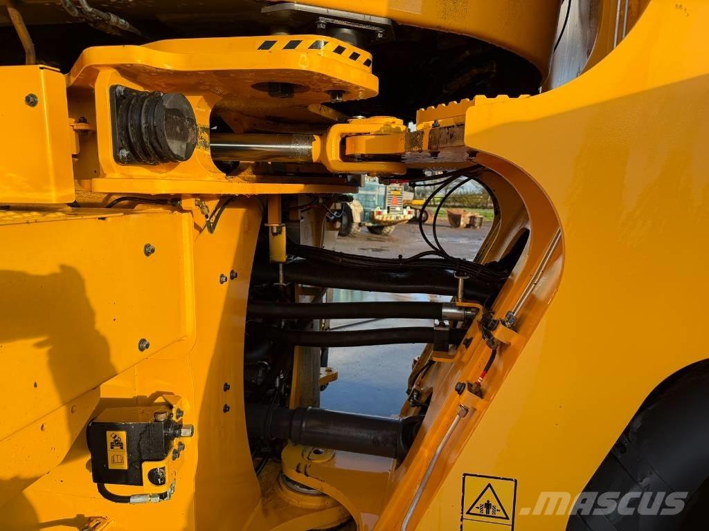 Volvo L250H لوادر بعجل