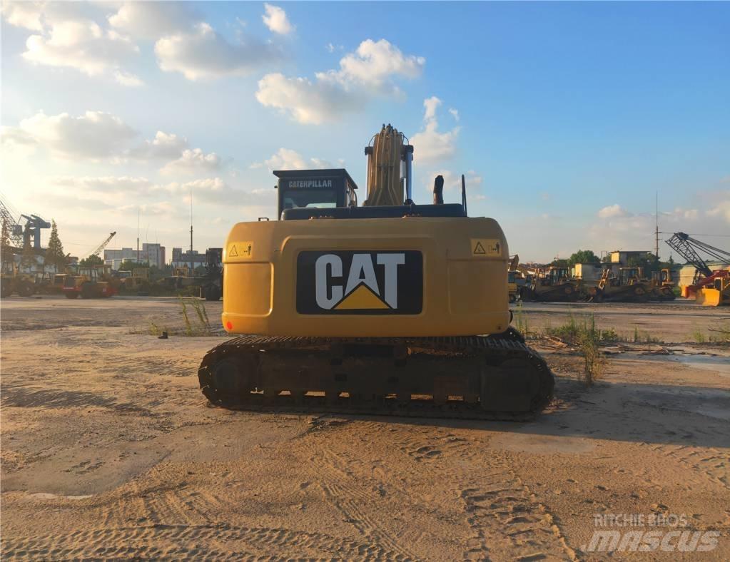 CAT 325 D L حفارات زحافة