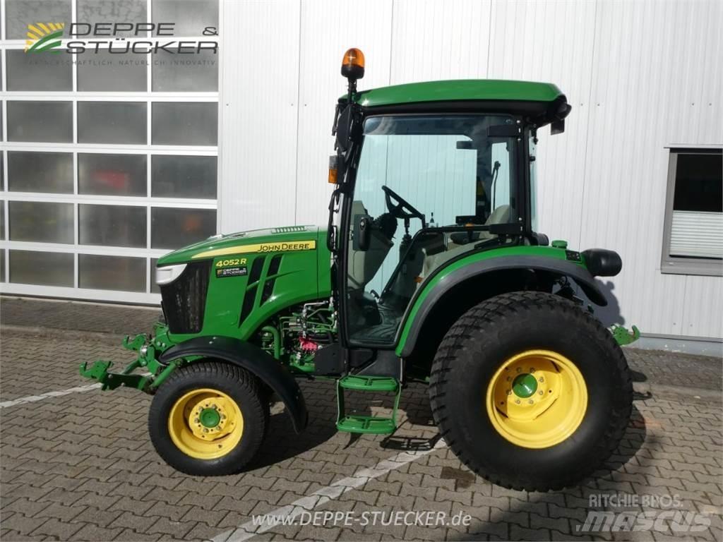 John Deere 4052R جرارات مدمجة