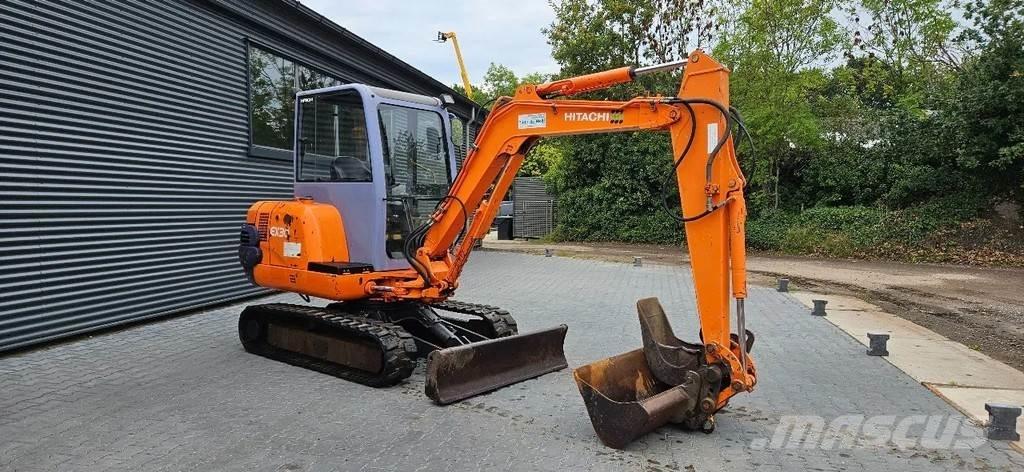 Hitachi EX30 حفارات صغيرة أقل من 7 طن (حفارات صغيرة)